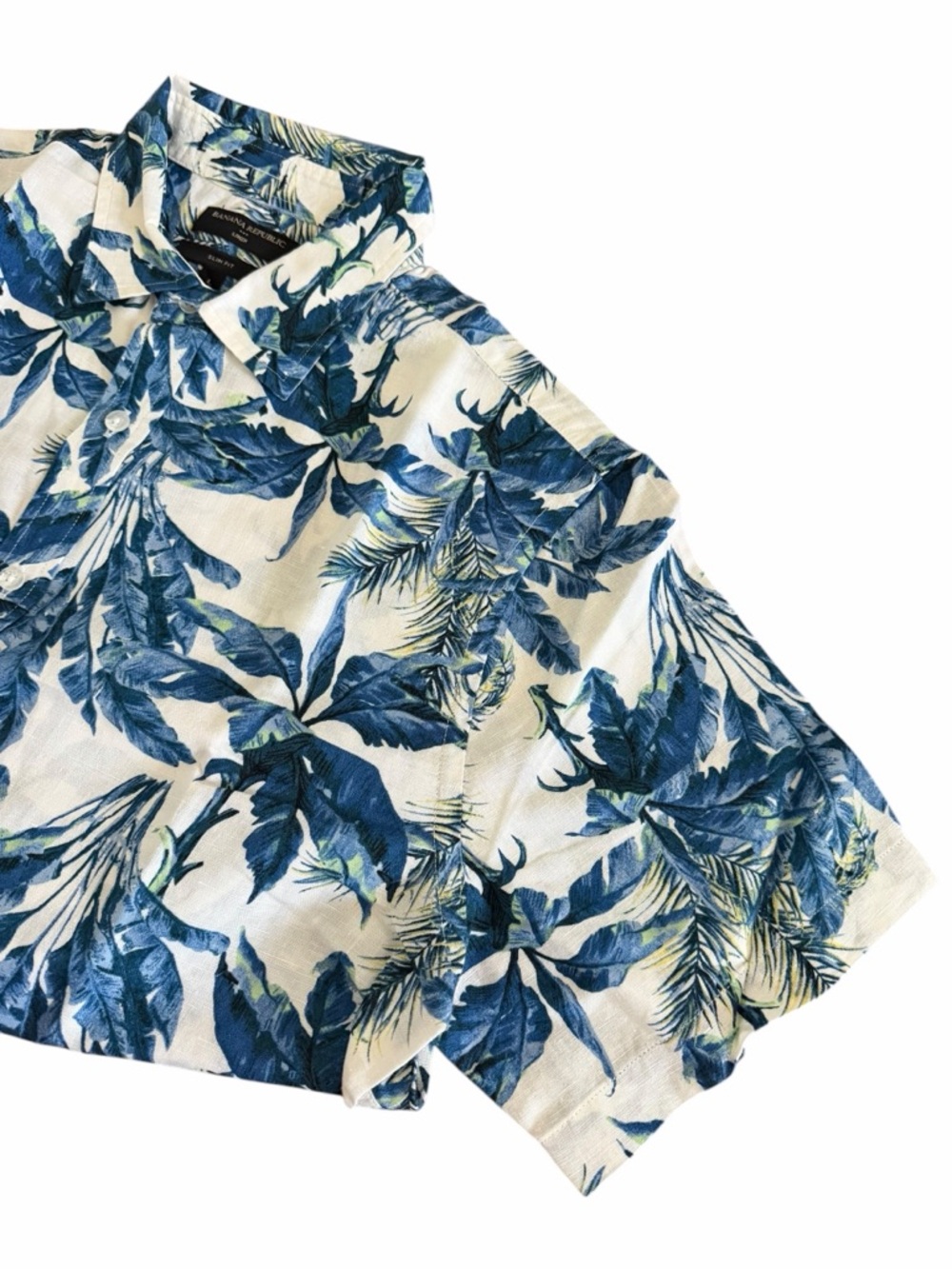 Express short sleeve Red Tropical Print Short-Sleeve Button-Down Shirt bundle - Picture 3 of 8